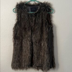 Miss London Black Label Women's Faux Fur Lined Vest in Size S